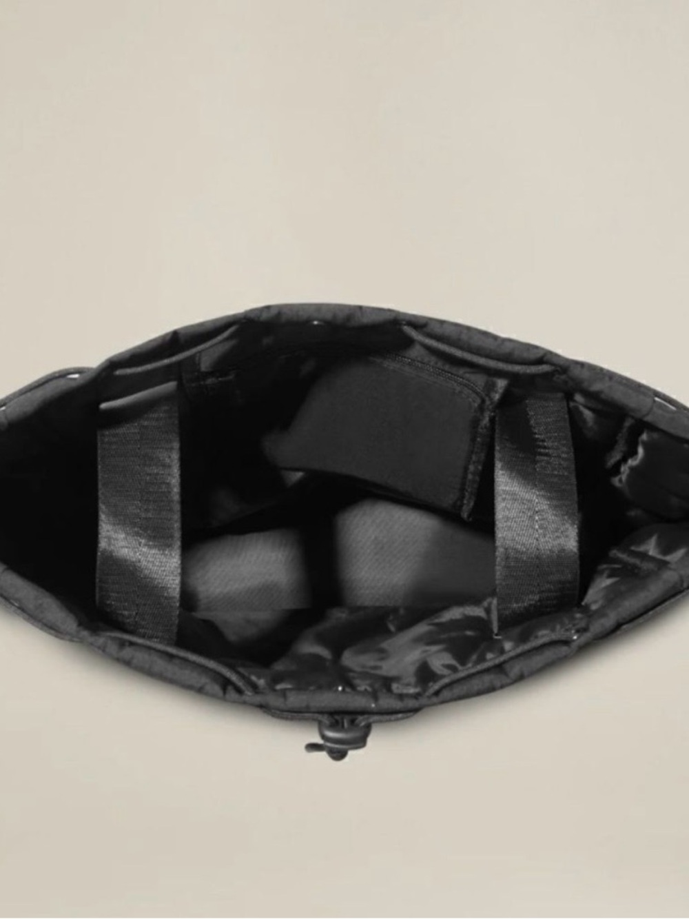 NWOT Beyond Yoga Convertible Gym Bag - Picture 4 of 11